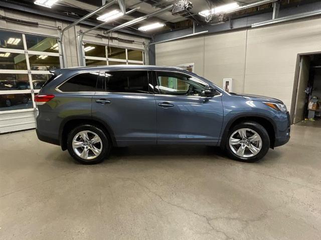 used 2018 Toyota Highlander car, priced at $23,850