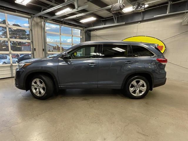 used 2018 Toyota Highlander car, priced at $23,850