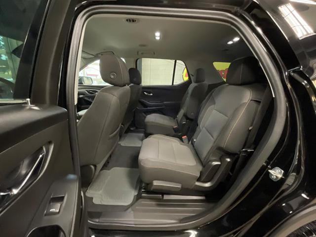used 2021 Chevrolet Traverse car, priced at $21,500
