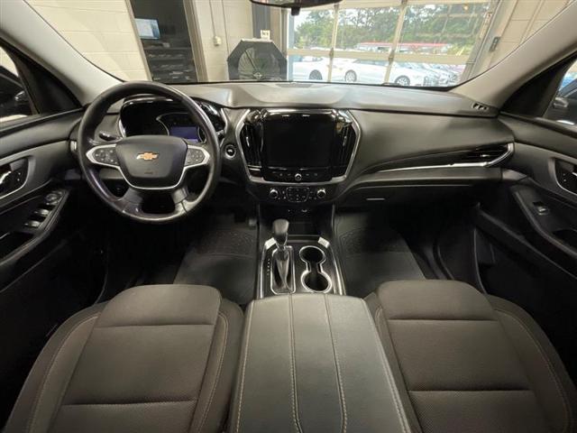 used 2021 Chevrolet Traverse car, priced at $21,500