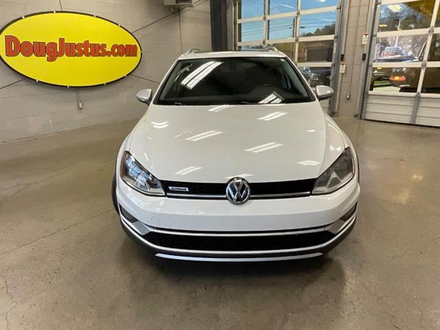 used 2017 Volkswagen Golf Alltrack car, priced at $9,995