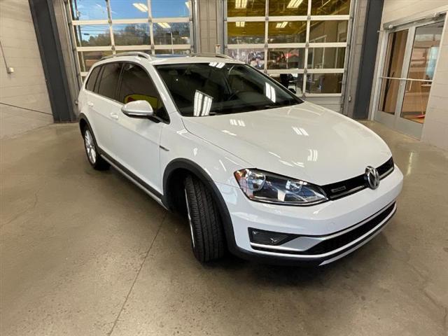 used 2017 Volkswagen Golf Alltrack car, priced at $9,995