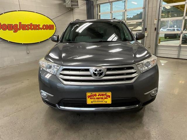 used 2013 Toyota Highlander car, priced at $15,995