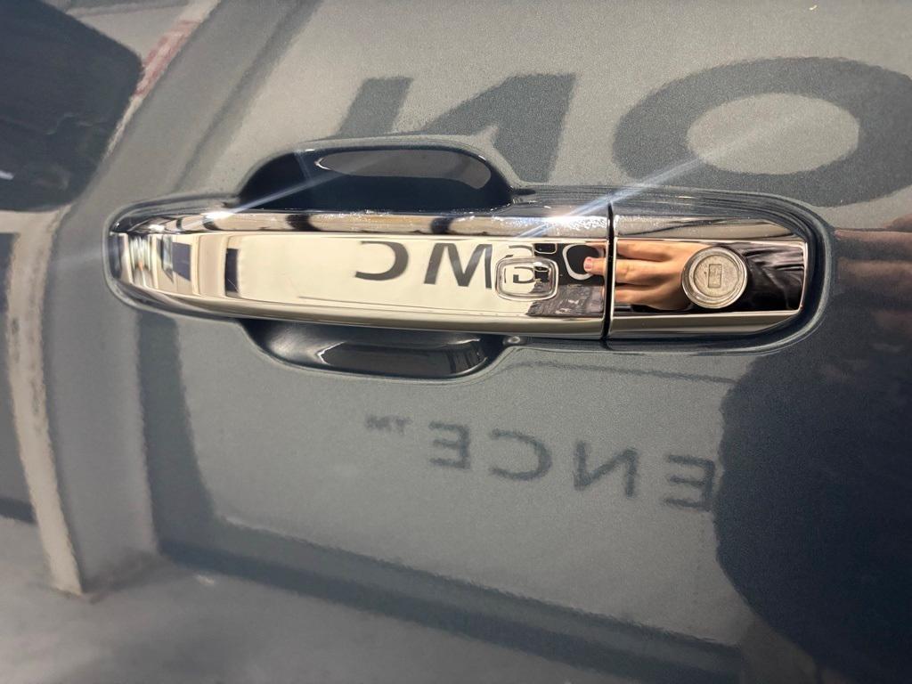 new 2026 GMC Sierra 3500 car, priced at $95,075