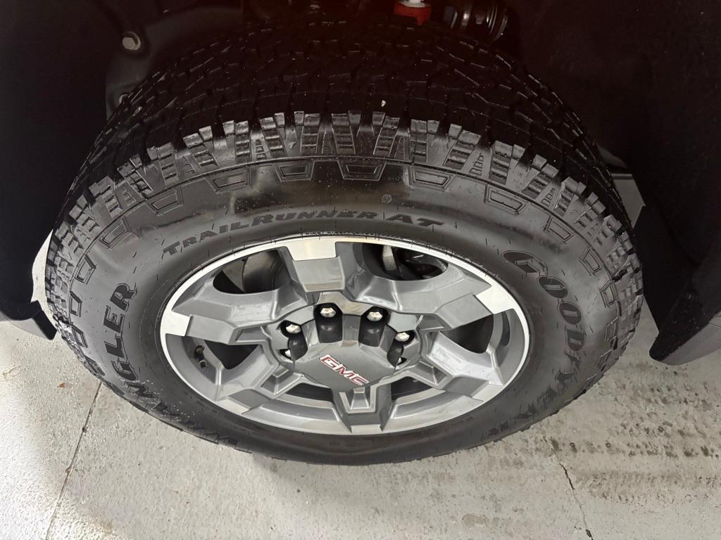 new 2025 GMC Sierra 2500 car, priced at $75,772