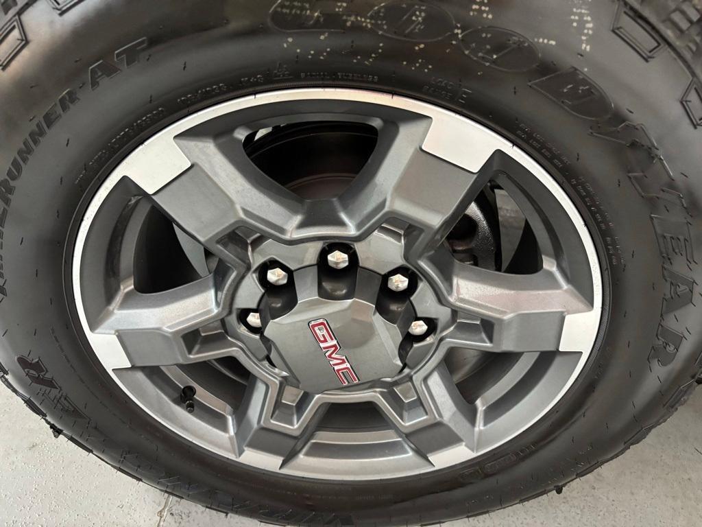 new 2025 GMC Sierra 2500 car, priced at $75,981