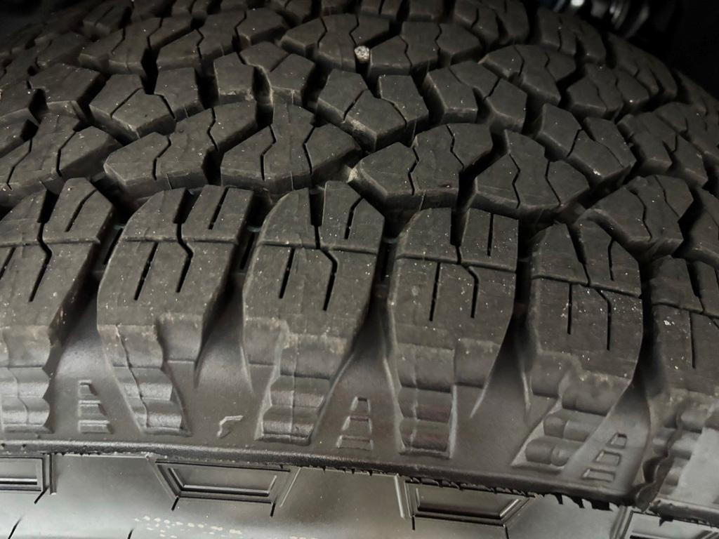 new 2025 GMC Sierra 2500 car, priced at $75,981