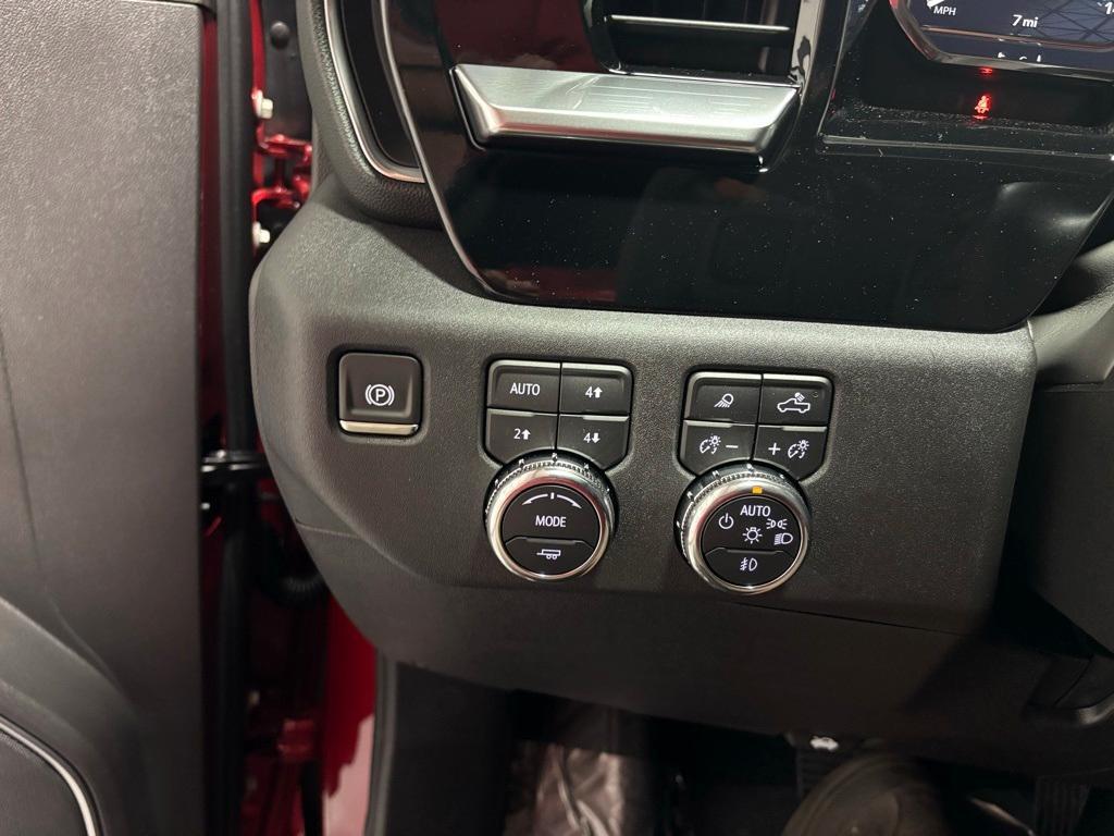 new 2025 GMC Sierra 2500 car, priced at $75,981