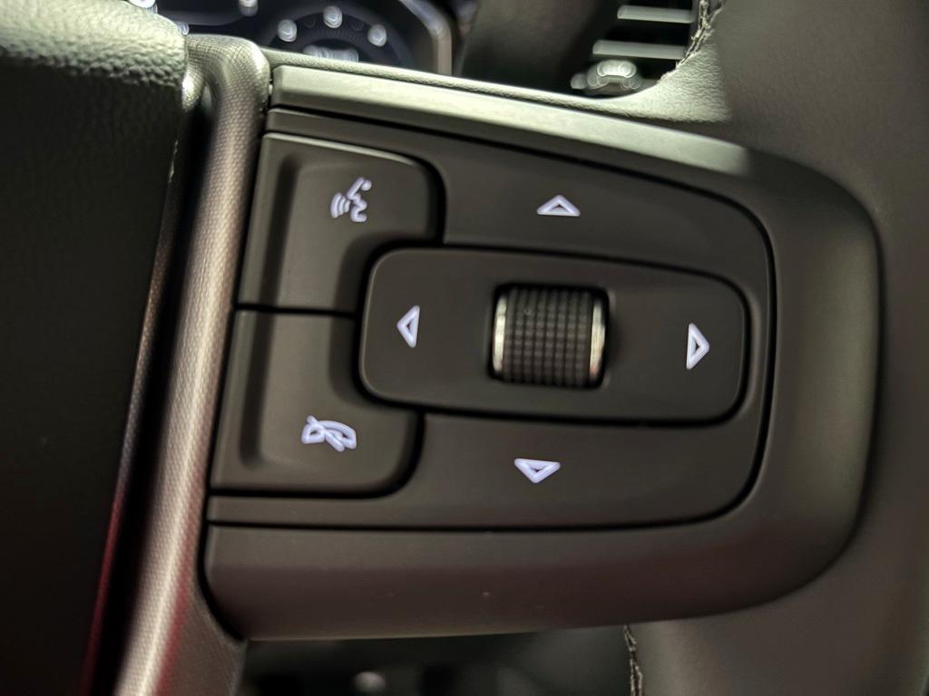 new 2025 GMC Sierra 2500 car, priced at $75,981