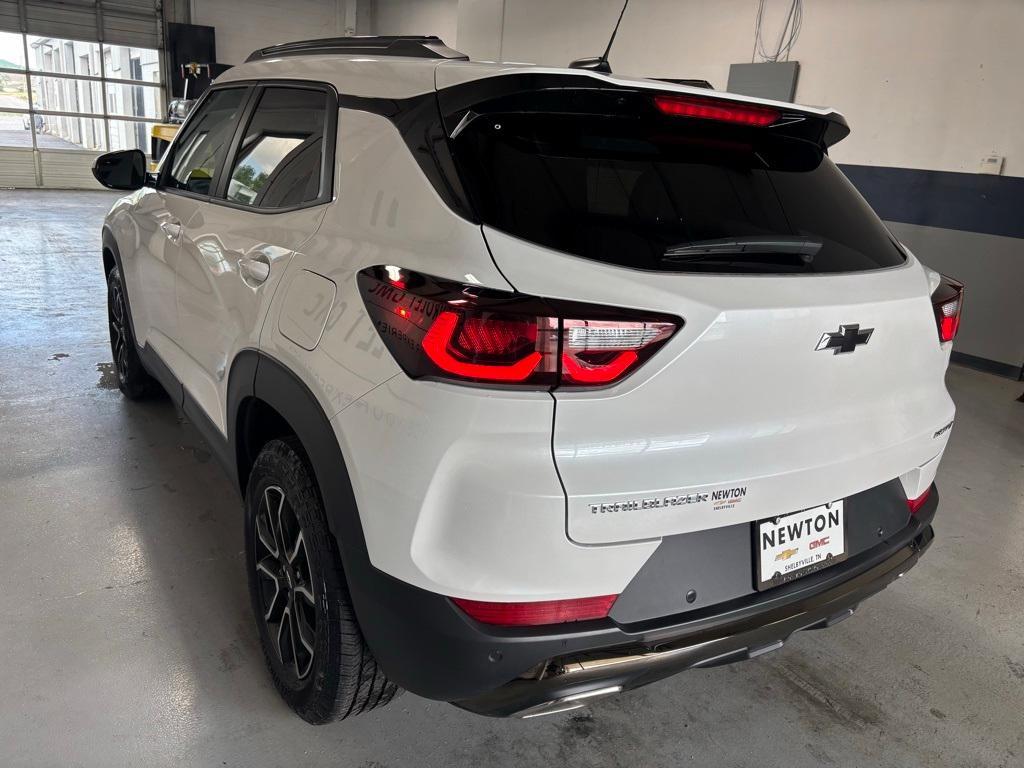 new 2025 Chevrolet TrailBlazer car, priced at $29,325