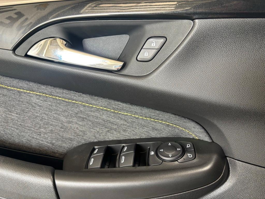 new 2025 Chevrolet TrailBlazer car, priced at $29,325