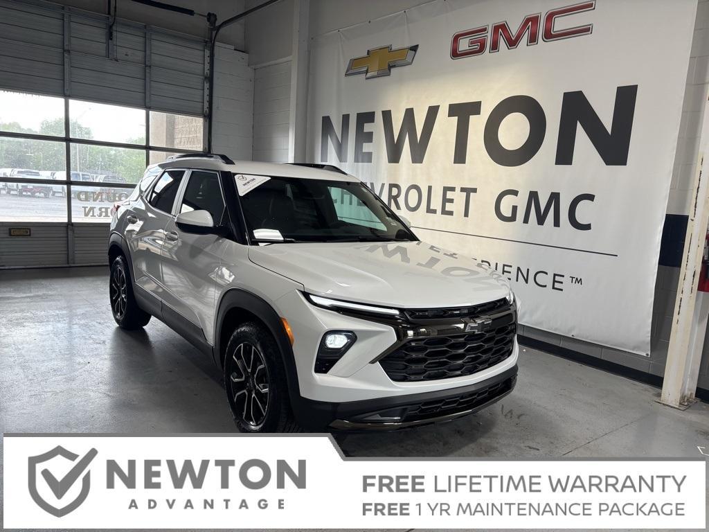 new 2025 Chevrolet TrailBlazer car, priced at $29,325