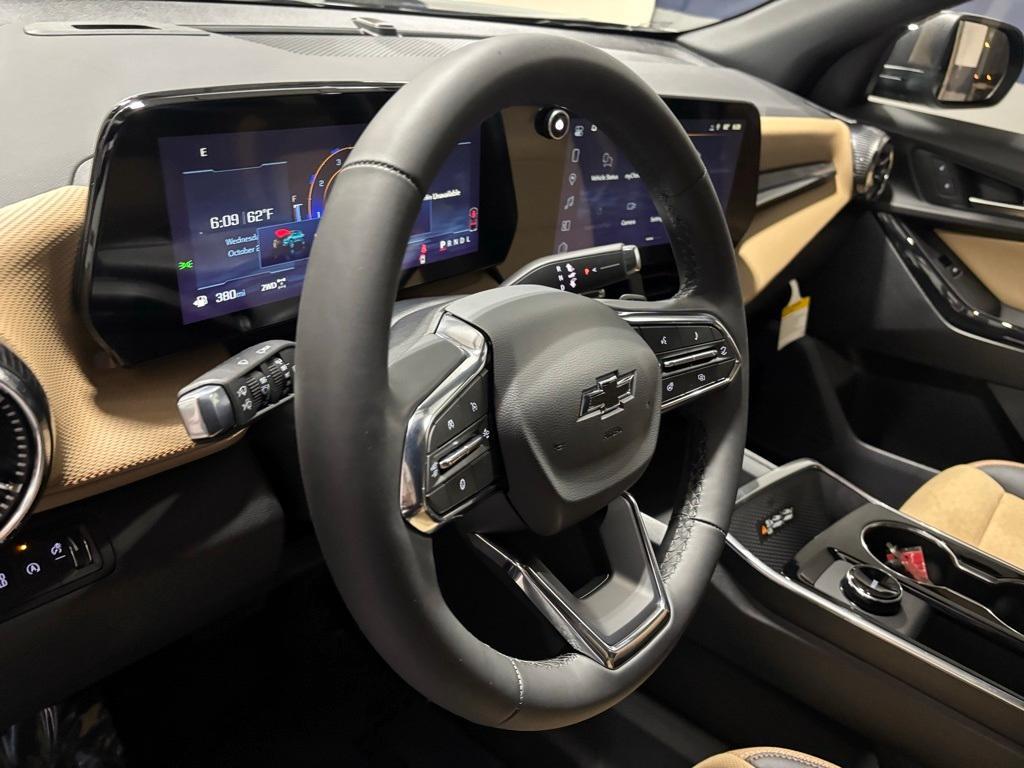 new 2026 Chevrolet Equinox car, priced at $39,066