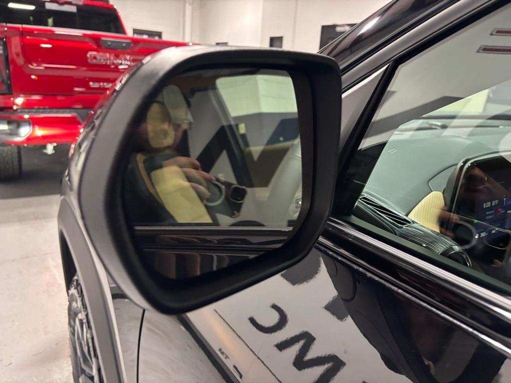 new 2026 Chevrolet Equinox car, priced at $39,066