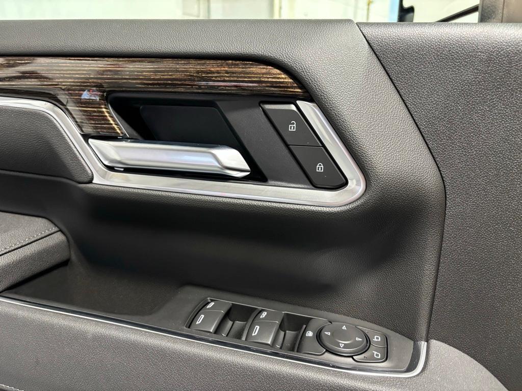 new 2025 GMC Sierra 2500 car, priced at $68,165
