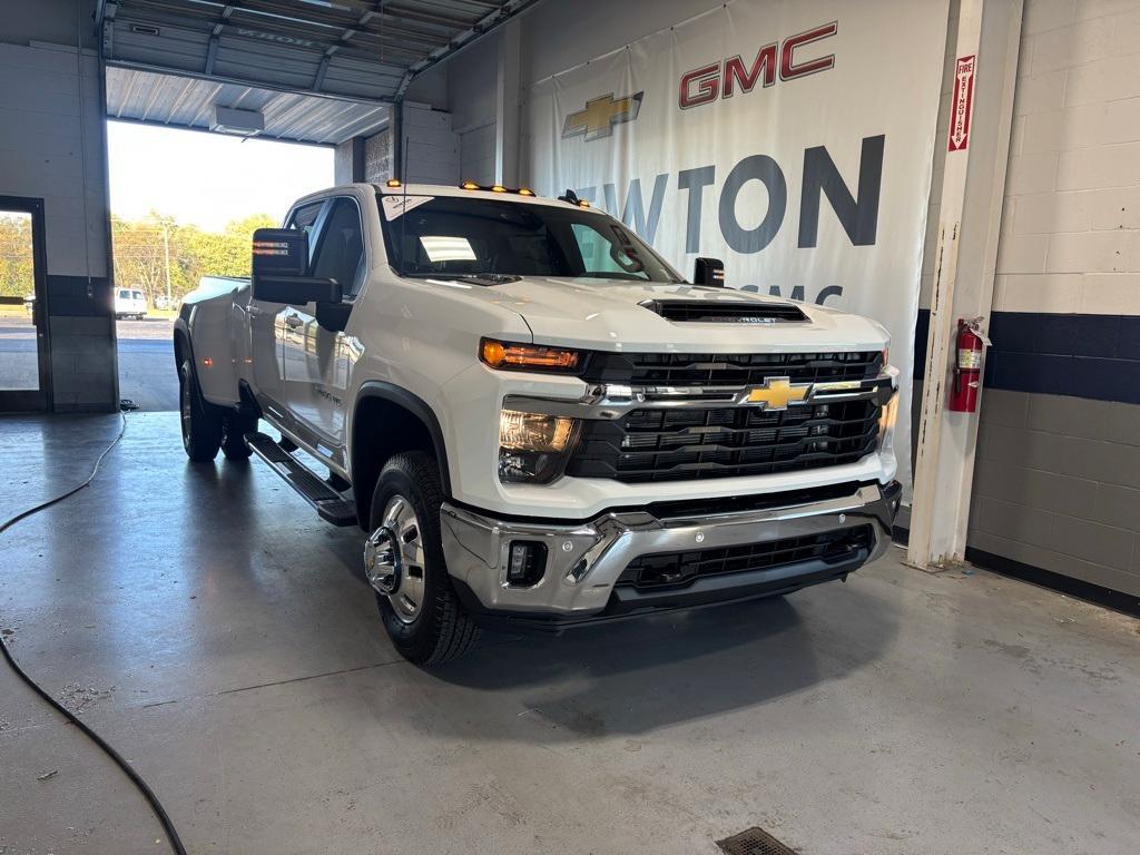 new 2026 Chevrolet Silverado 3500 car, priced at $79,130