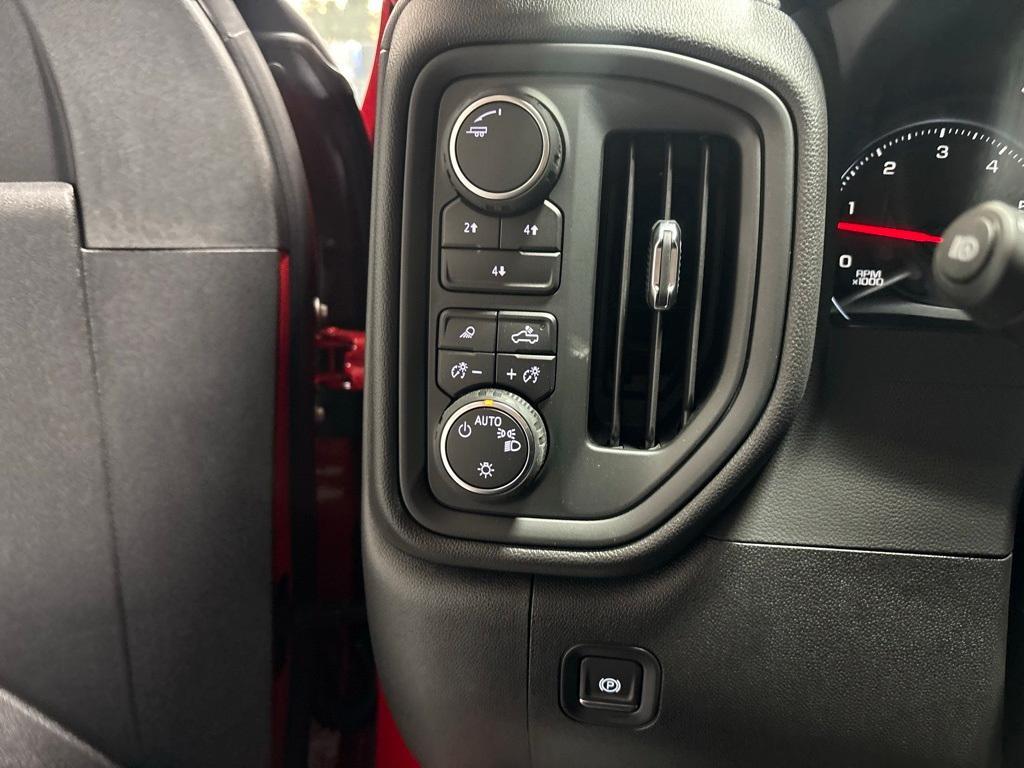 new 2025 Chevrolet Silverado 2500 car, priced at $62,185