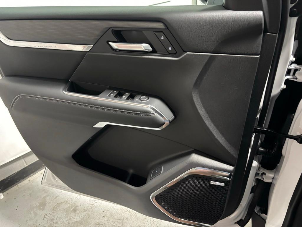 new 2026 GMC Acadia car, priced at $52,453