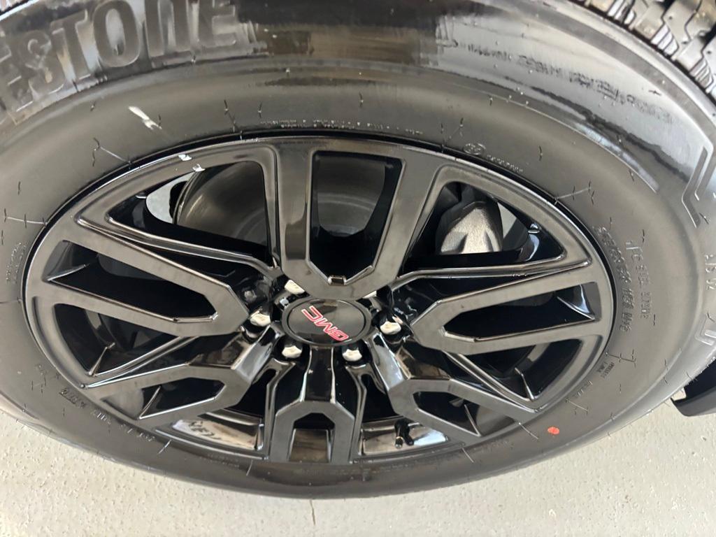 new 2025 GMC Sierra 1500 car, priced at $46,841