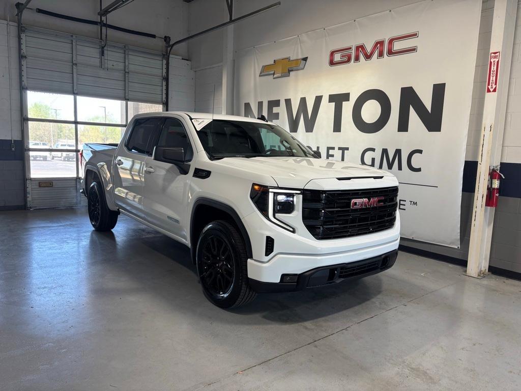 new 2025 GMC Sierra 1500 car, priced at $46,841