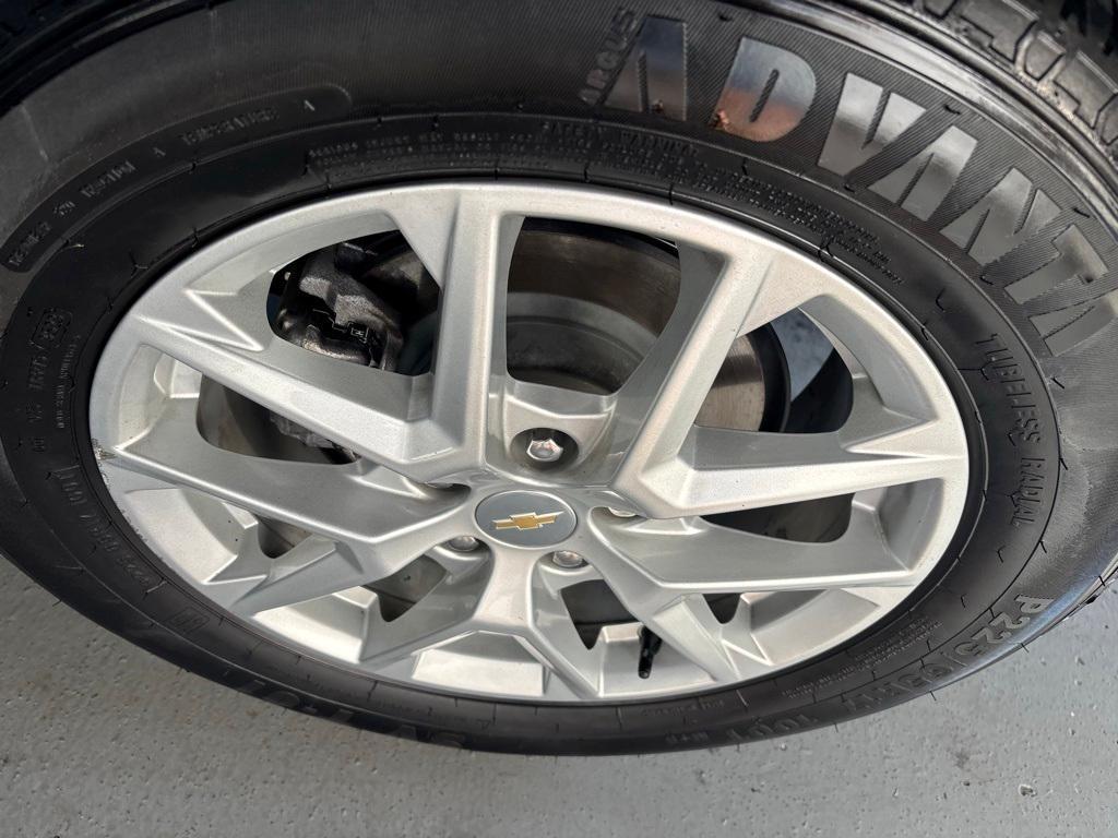 used 2023 Chevrolet Equinox car, priced at $15,637