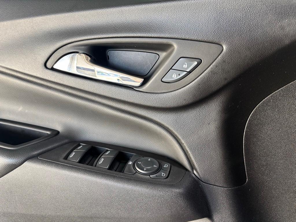 used 2023 Chevrolet Equinox car, priced at $15,637