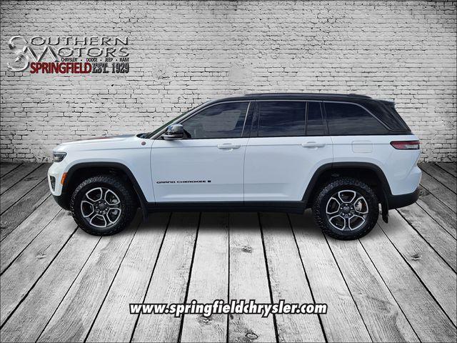 used 2022 Jeep Grand Cherokee car, priced at $38,387