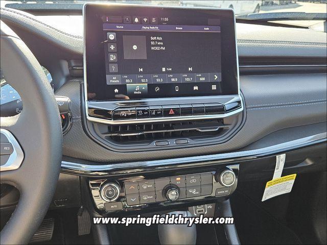 new 2025 Jeep Compass car