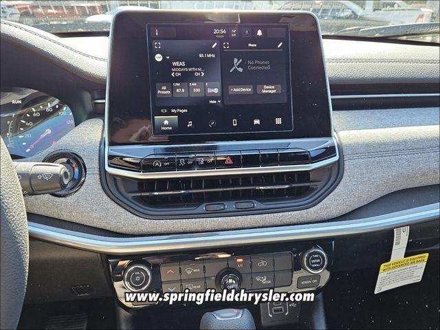 new 2025 Jeep Compass car, priced at $28,090