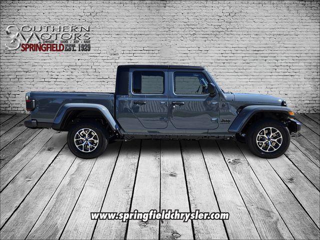 new 2024 Jeep Gladiator car