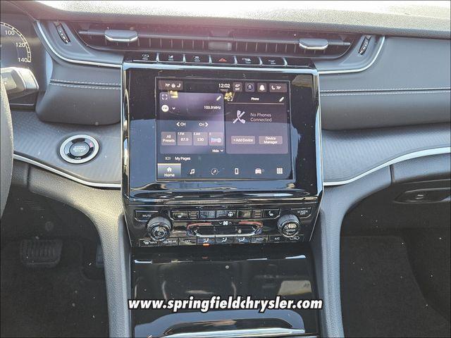 new 2025 Jeep Grand Cherokee L car