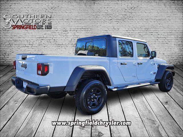 new 2025 Jeep Gladiator car, priced at $40,999