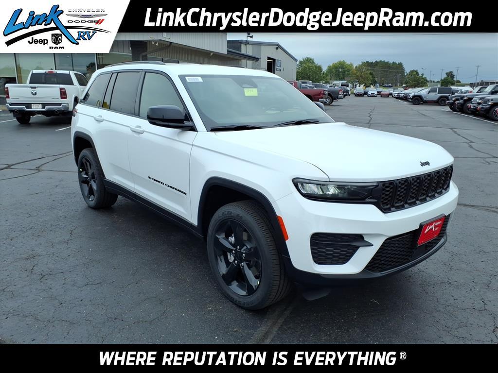new 2025 Jeep Grand Cherokee car, priced at $44,422