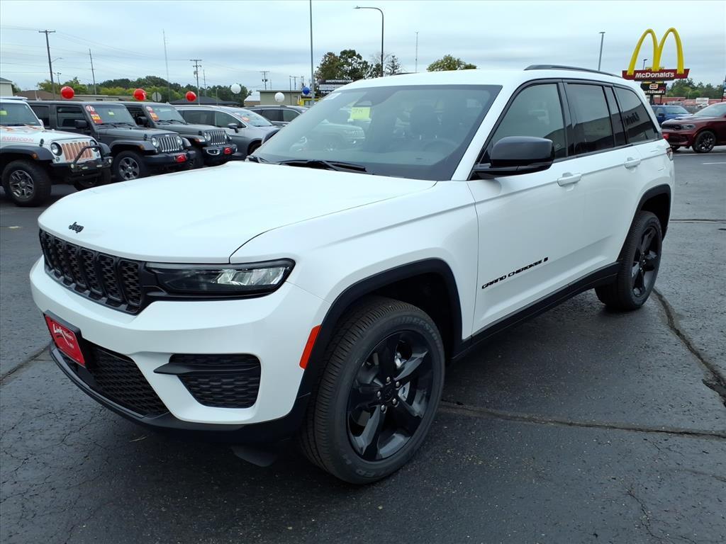 new 2025 Jeep Grand Cherokee car, priced at $44,422