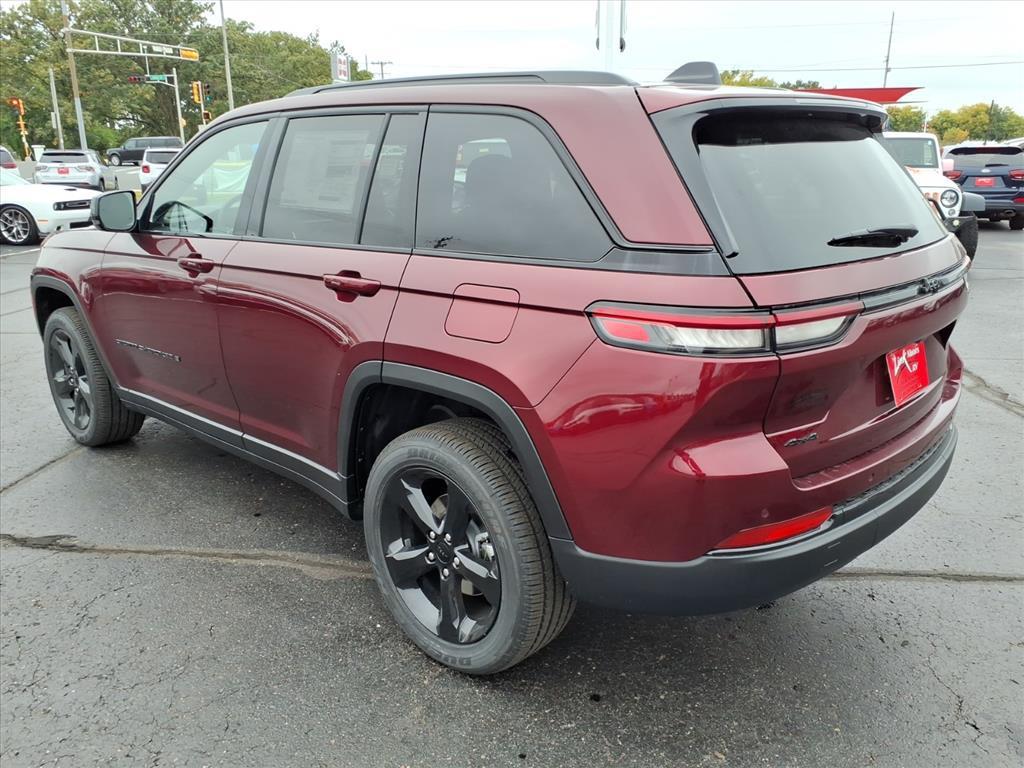 new 2025 Jeep Grand Cherokee car, priced at $44,958