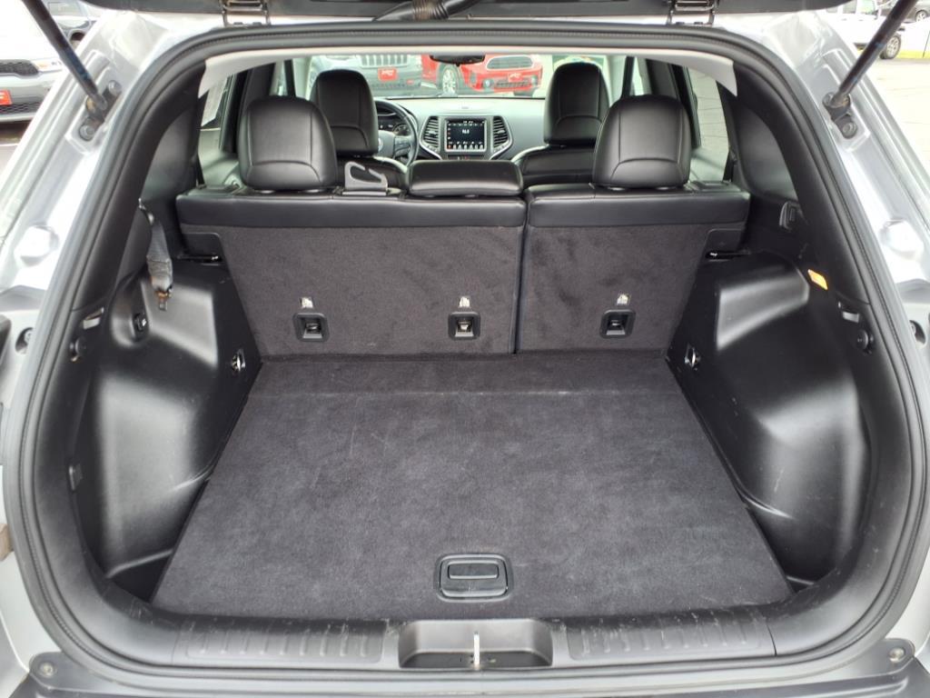 used 2019 Jeep Cherokee car, priced at $16,300