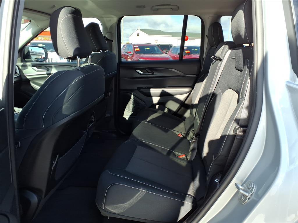 used 2024 Jeep Grand Cherokee car, priced at $29,900