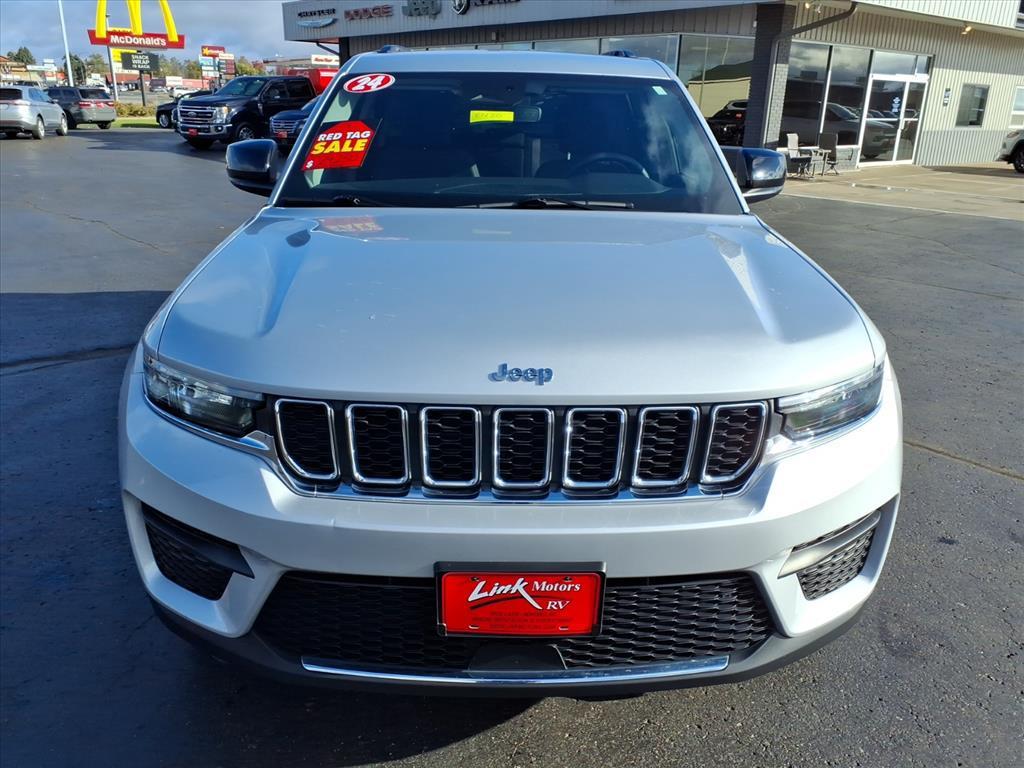 used 2024 Jeep Grand Cherokee car, priced at $29,900