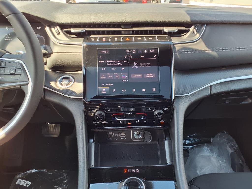 new 2025 Jeep Grand Cherokee car, priced at $41,626