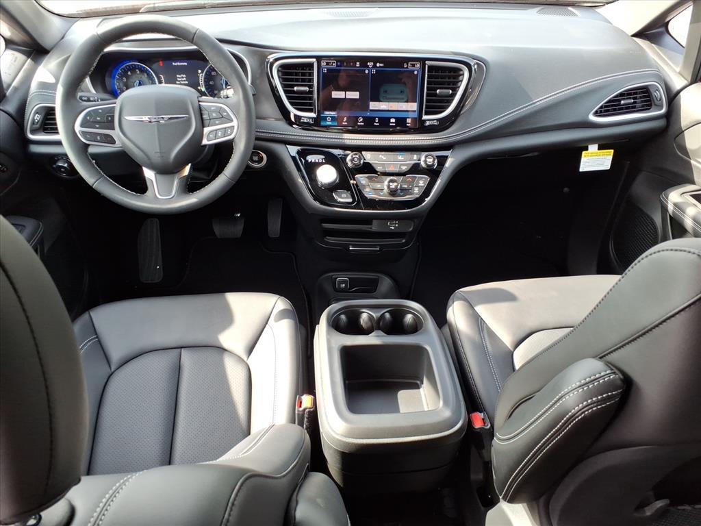 new 2026 Chrysler Pacifica car, priced at $45,367