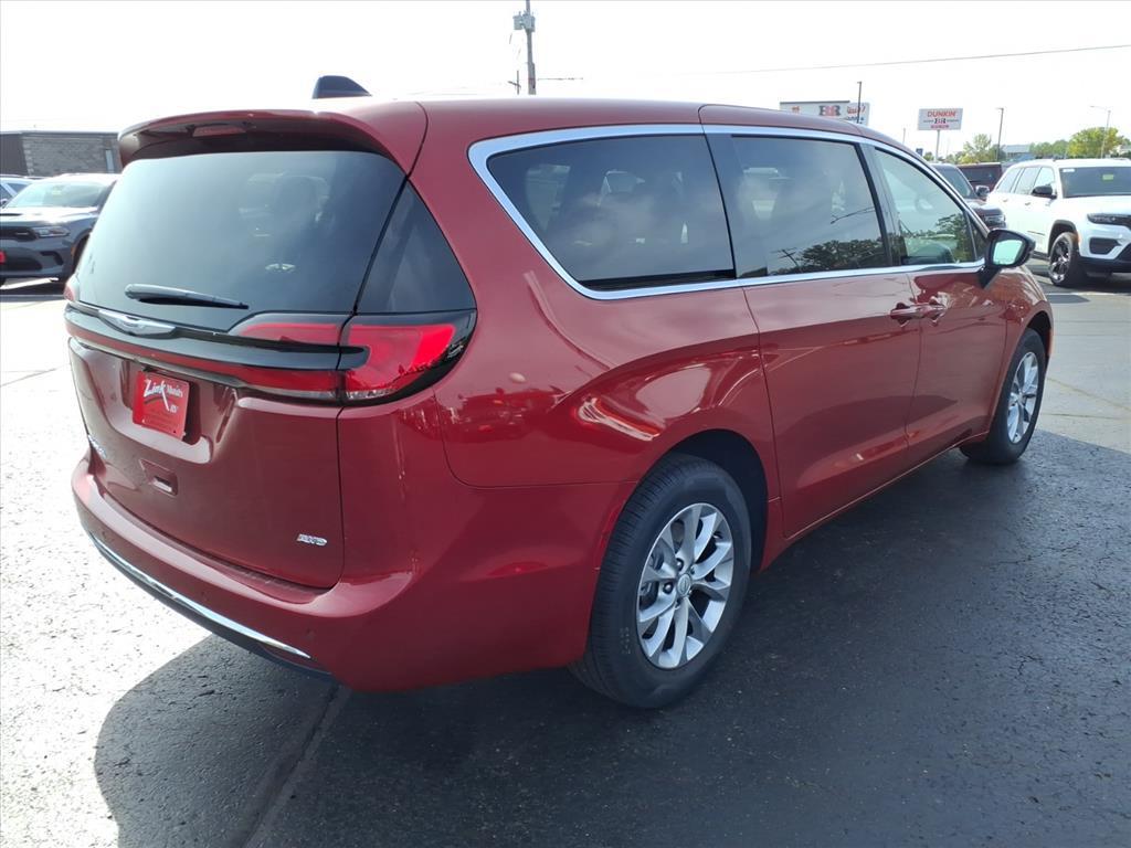 new 2026 Chrysler Pacifica car, priced at $45,367