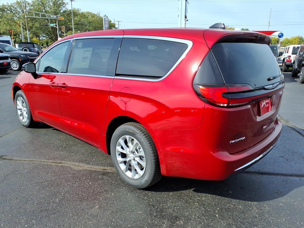 new 2026 Chrysler Pacifica car, priced at $45,367