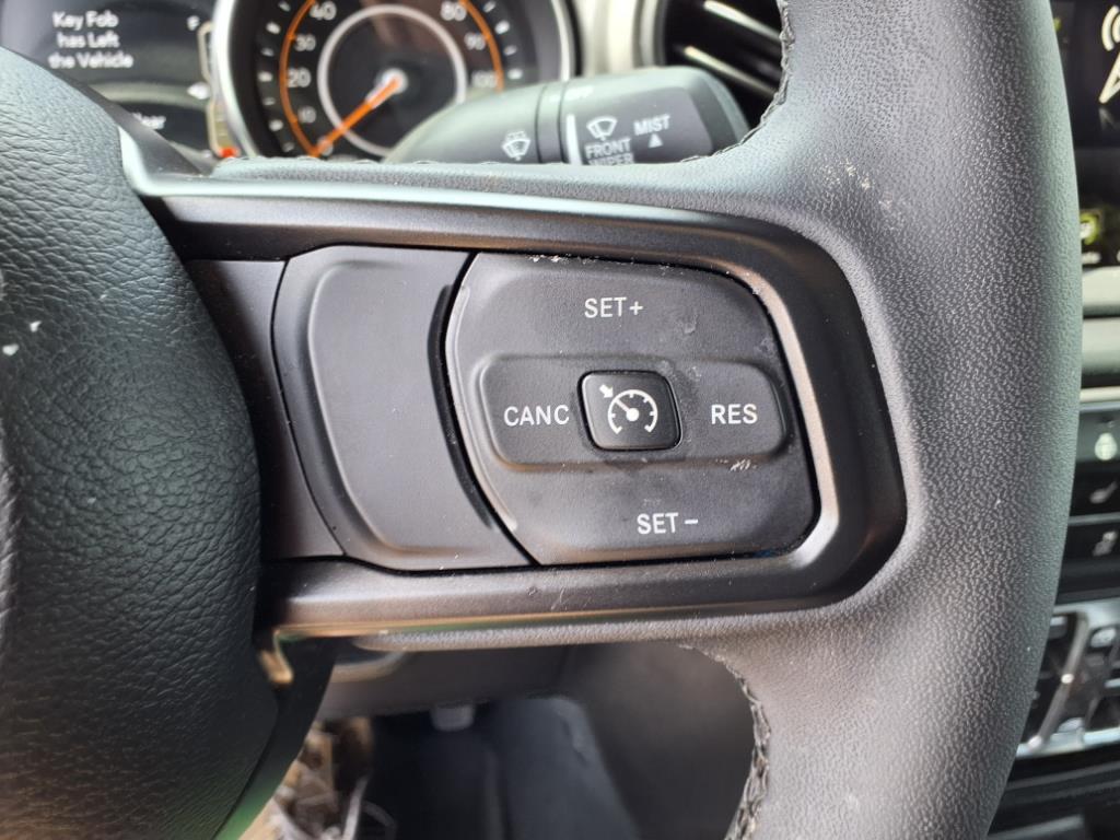 used 2023 Jeep Gladiator car, priced at $32,172