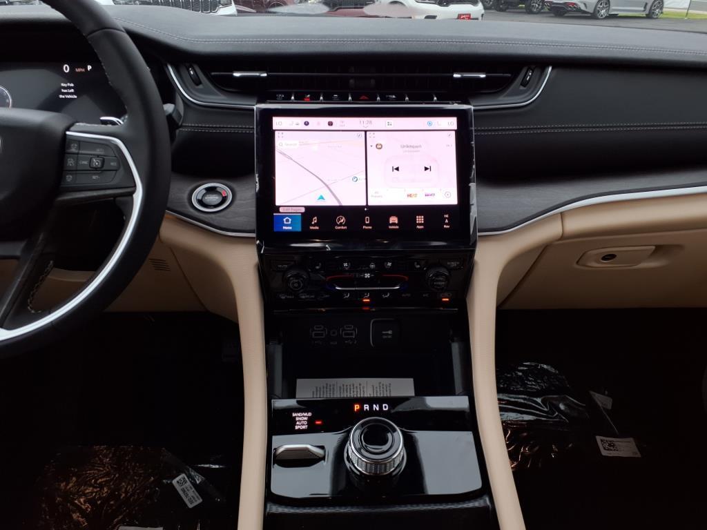 new 2025 Jeep Grand Cherokee L car, priced at $54,236