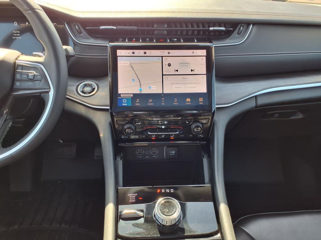 used 2023 Jeep Grand Cherokee car, priced at $29,911