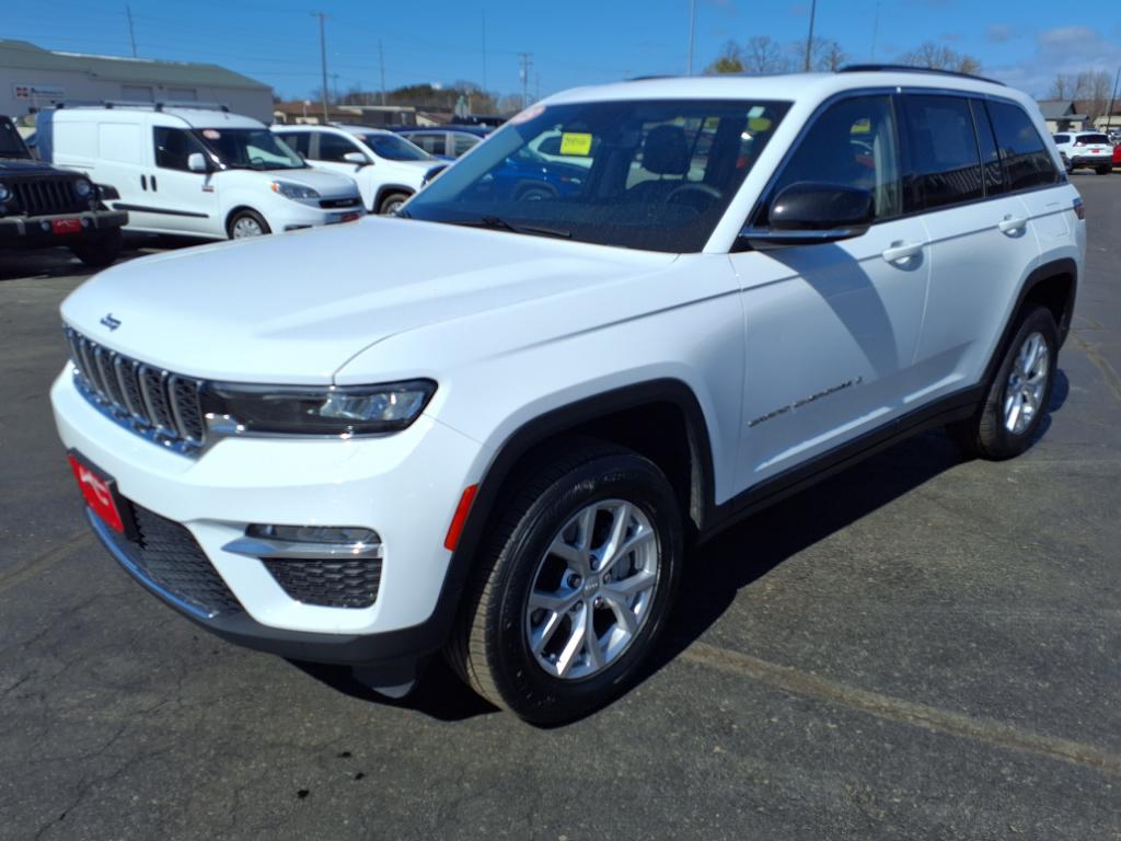 used 2023 Jeep Grand Cherokee car, priced at $29,911