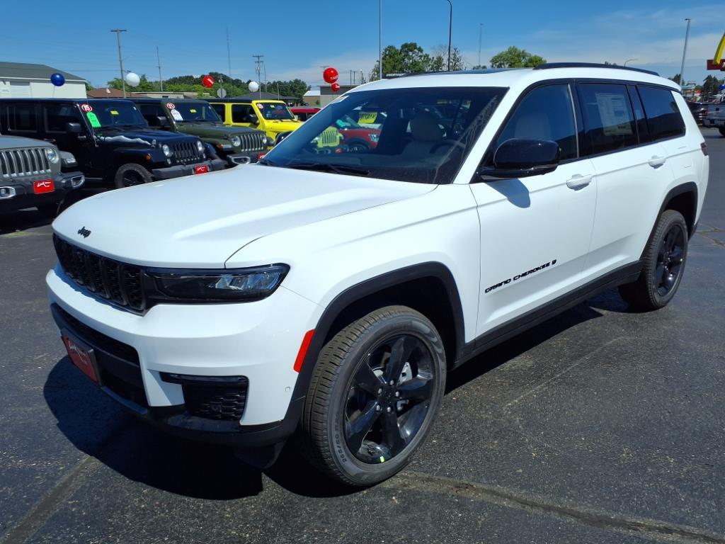 new 2025 Jeep Grand Cherokee L car, priced at $53,700