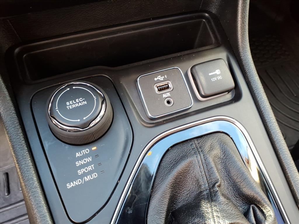 used 2022 Jeep Cherokee car, priced at $25,500