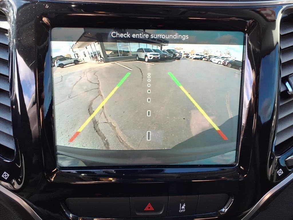 used 2022 Jeep Cherokee car, priced at $25,500