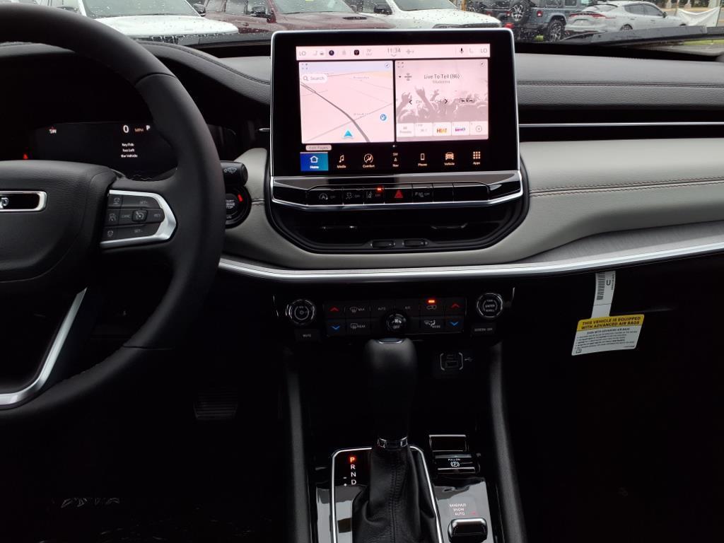 new 2025 Jeep Compass car, priced at $38,904